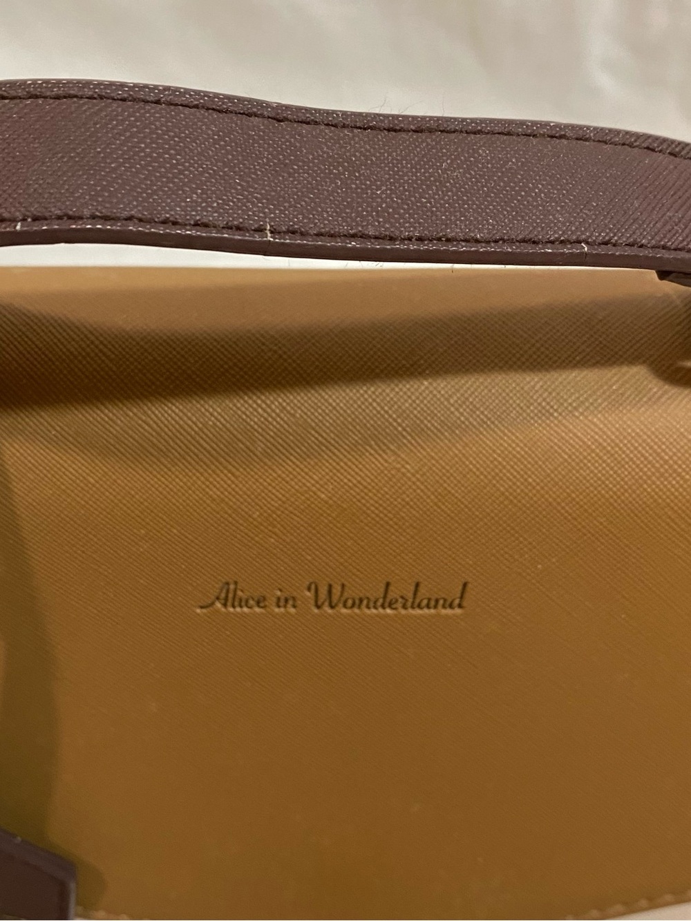 Disney Loungefly Alice in Wonderland Tan & Cream Crossbody Satchel READ - Picture 9 of 14